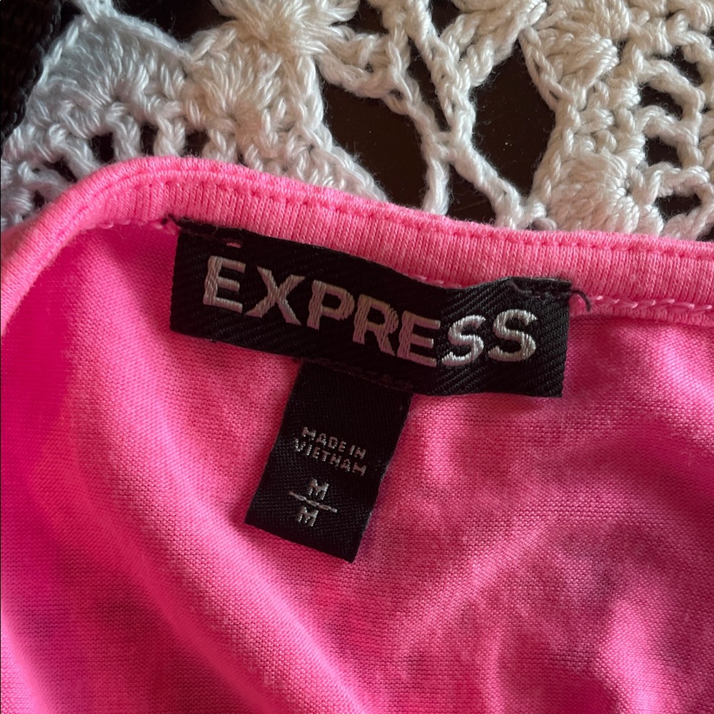 Express Pink Ruffle Tank Top - Picture 4 of 5